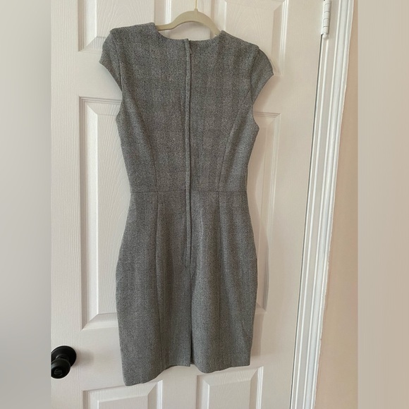 Like new H&M structured grey midi work dress - Picture 7 of 8